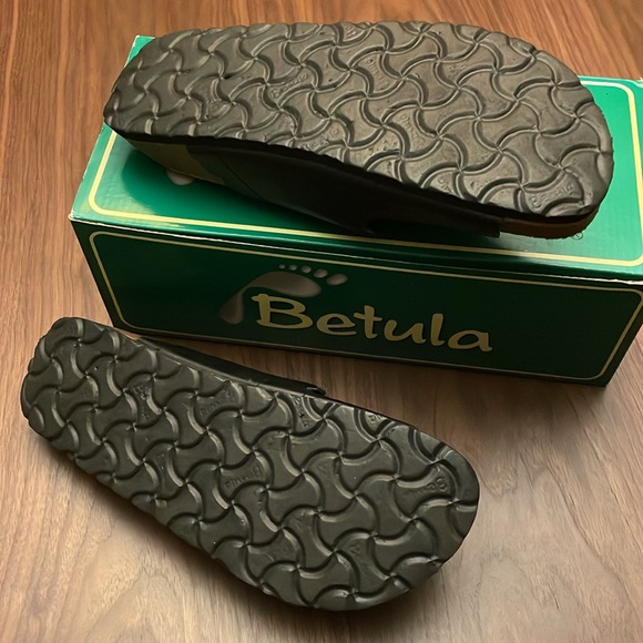 Betula Birkenstock Black Scallop Sz8 EU39 - Picture 4 of 6